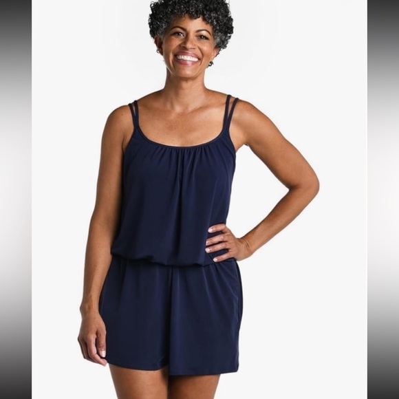 Maxine of Hollywood Other - Maxine Of Hollywood Women's Romper One Piece Swimsuit NWT 18